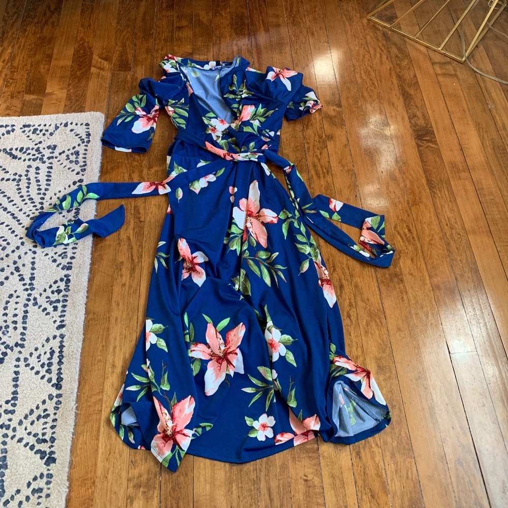 Ups and Downs‎ plus size faux wrap belted dress. Worn once.